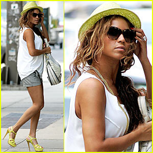 JujuS_1993's profile picture. 