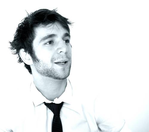 sylbureau's profile picture. Des lettres, des lettres.