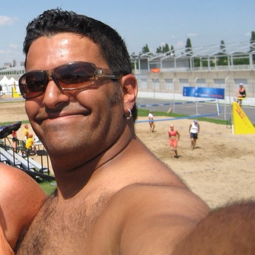 basilmg's profile picture. Queer Yemeni-Canadian. There are two things that are infinite: the universe and human stupidity... but I'm not sure about the universe. ~Albert Einstein