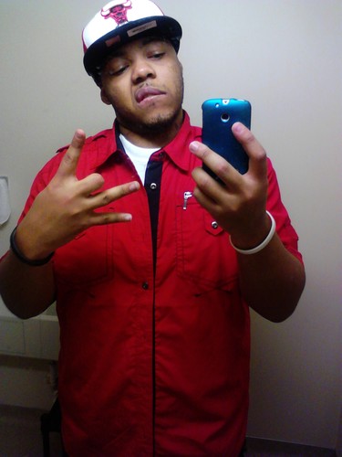 tyeboss's profile picture. Dream chasin hopin one day i get signed -__- Mee