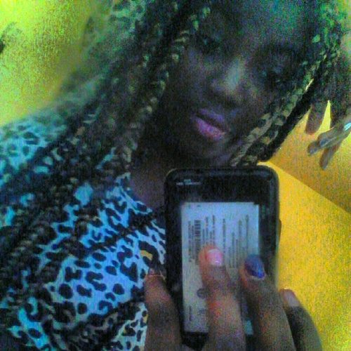 forget All that Team, Shidd `ii Stand ALONE & yup imma pretty ,GIRL w/ a BIG heart so if i LET you in Dont fuckin Break IT ! Ok Enough Bio♥ So go FOLLOW me :)))