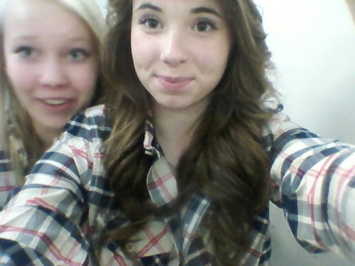 Jembuuuuu's profile picture. 100% finadian, directioner and girly. Follow me, I always follow back! kik: jennamujeea, instagram: jennamujee