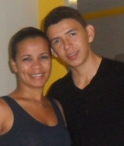 ' Potiguar, 19 anos, Tricolor Paulista Roxo, Sempre @SaoPauloFC, um dos @OzViraNoite e Namorado da Liiiinda @SamaraJulliany' =)