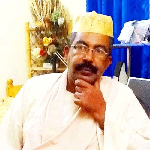 صوّر على الأعصاب
وأرسم على حسّى
جمالك الهيّاب
من روعة الجرس
واستدن بابا بباب
واقعد على نفسى
حتى يجفّ الشراب
فى حافة الكأس