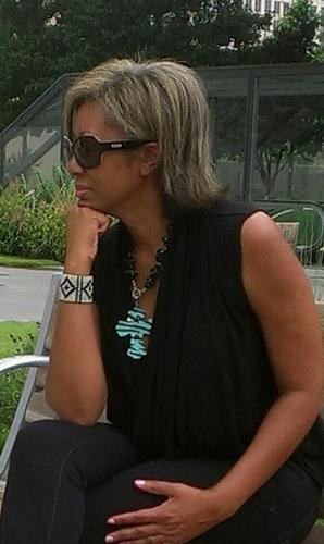 quirkygirl7's profile picture. 