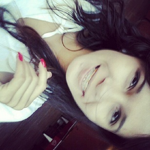 A viida que eu quero realmente viiver só exiiste nos meu sonhos . '-'