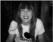 A passionate,bi-lingual and open-minded designer, interested in big things and always looking to share new ideas!