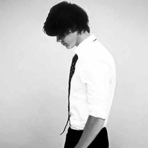 Heyy i'm Hannah, im 13 years young;♥ i like to express myself in a way words can't ♥ and im a Directioner; #TeamDirectioners