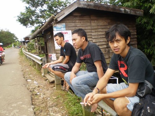 ada kesempatan,,ada usaha,,yakin usaha sampai