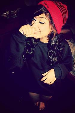 Follow Mee Ndd I Will Follow Bacc..Ndd Follow Myy Other Half Shee Cool Ndd Pretty ;))))) @FuqckLoudPretty Follow Her Nddd She Will Follow Yhu Back;)))))))))