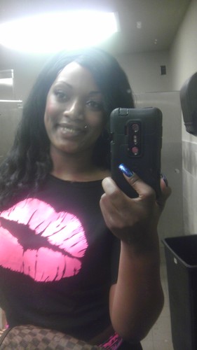 & when we roll its a G thang!