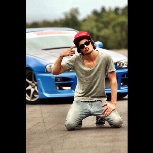 Passa o dia, passa as horas, passa o tempo sem parar
só não passa essa vontade q eu tenho de te amar 
♥♥♥♥Filipe Kartalian Ayrosa Galvão♥♥♥♥ՏՁ
