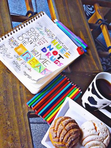 MadihaQ1's profile picture. 