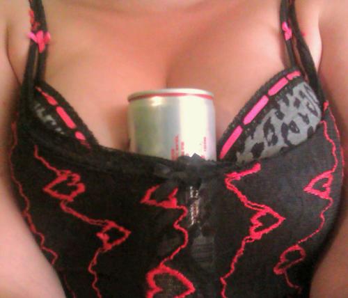 This is my life, I choose to share it on Twitter. Don't like it, don't follow. Drunk Slut and proud of it! #SSS Secret Slut Society xxoo ;)