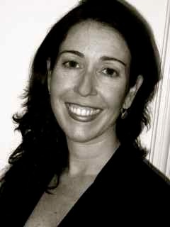 Marketing Director V&D, loves fashion, retail and female shopping psyche