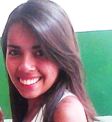Libriianna !  ,CasadÁ com o @Tine_zs  , mt Ciumentta , Feeeliiz ,tenho 14 aniinhoos *--*,