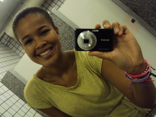 A Priiincesinha que não Nasceeu
Para ficar preza no casteelo, Maaiss Sim para
Enfrentar A realidade Com a Cabeça Eguiida ~ ♥
Me segue amore!