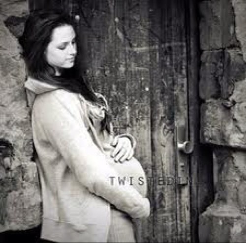 DevotingSwan's profile picture. Moving into a new apartment complex with my true love @DashingMasen, i wonder what might happen in the fun town RP/SL 18+