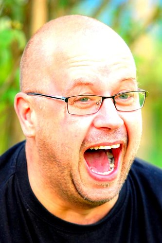 maestrokjetil's profile picture. Conductor, kazooist, musician, arranger.