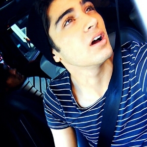 zaynmafake's profile picture. idk. i have a girlfriend. her name is Caitlin. she likes 2 chainz.