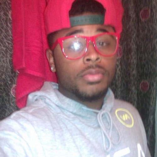 Esmooth2921Cash's profile picture. i love look at sexy black women toes at church.libary or strip club so watch out i may be looking at your feet