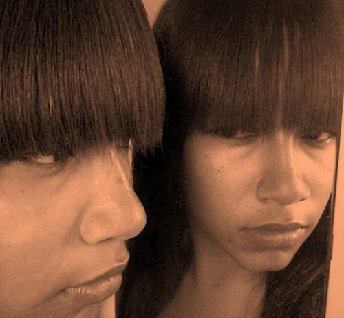 BarbaraRegine's profile picture. Já tou cheia de problemas e vc me olhando assim... de quem esquece quem sou eu! Vc sabe que eu sou uma mulher e minha parte faço bem, meu coração não morreu!!