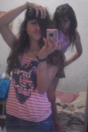 teeamoo s2 minhaa neega branca :) @_uma_chookito aqui !