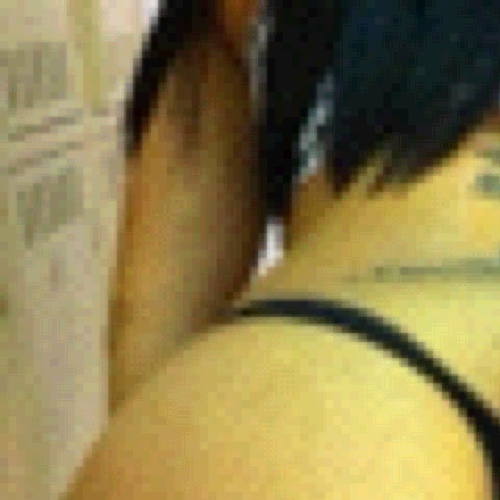 I'm a lesbian slut who loves pussy #TeamillFuckAnythingWithAPussy fuck me in the ass ;)))) Girls only ! No dicks ! Girls send me nudes to sluttymona69@gmail.com