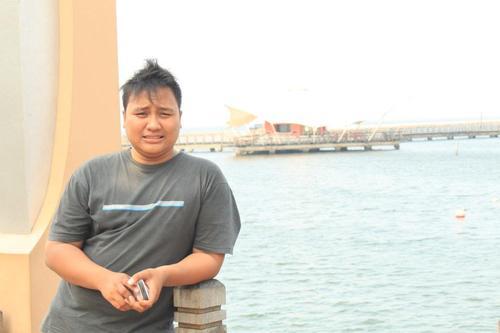 Es cream lover,  MIE lover | life about passion | adorable, thank god, love my family| Animator | Chelsea Football Club | #TRUEBLUE