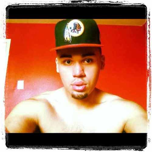 riveraczy23's profile picture. 