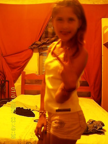 - Eu soou prima da @_ilana13 e amiga da ,, @_ariely13 e eu amo o #Kauliuson