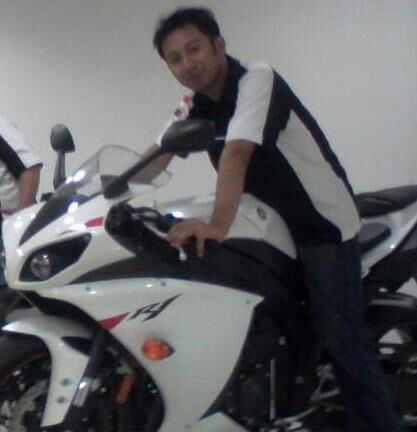 BYONIC B027
Home: Kav.Rambutan Jakarta Timur