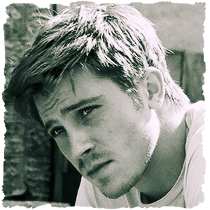 The First Garrett Hedlund UK Fan Site - Run by
@eva6kora and @marieloid