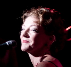 New female artist and her band performs all original songs with jazz, folk and blues influence with an alluring French feel. ‘Genuinely joyous stuff!’