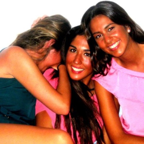 ValeriaTorres93's profile picture. Estás aqui para ser feliz.