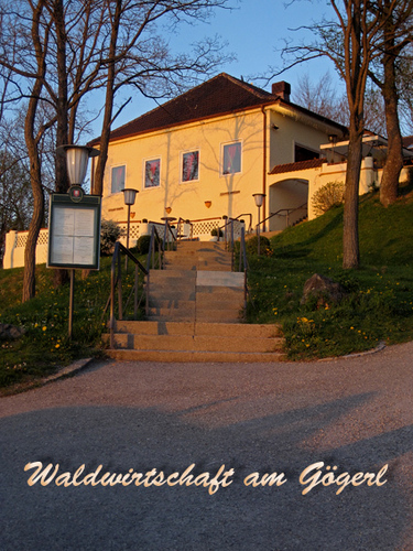 Traditionsreiches Gasthaus mit viel Platz für Familienfeiern, Biergarten, Ausblick über Weilheim, Ammertal ,Hohenpeissenberg und die geliebten Berge