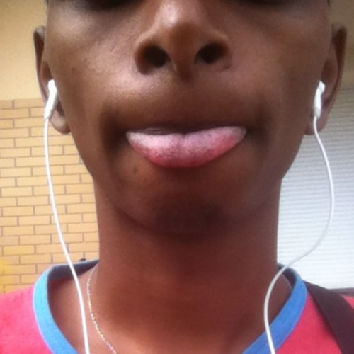 MVinodea's profile picture. #TeamGanja Smock Weed !! #TeamPsg Paris Est Magique !! #TeamVybzKartel Go Go Go Club !! #Team93 Toi Tu Veut Nous Rouler Nous Metre Dans Tes Massa ..