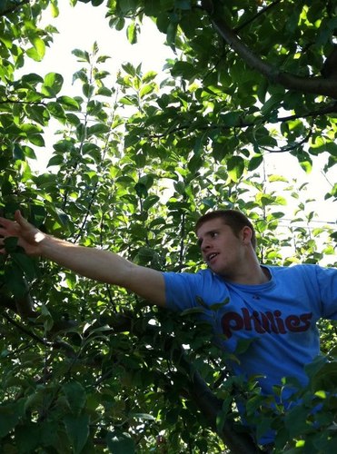 therealbrady9's profile picture. 