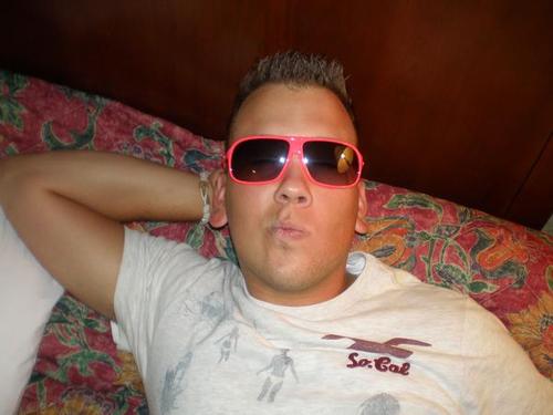 Hollisterguy524's profile picture. 