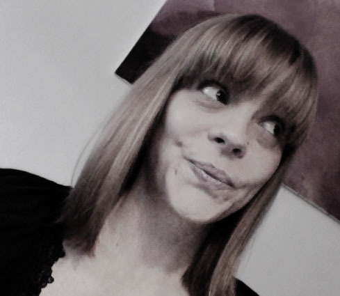 karolka19's profile picture. 