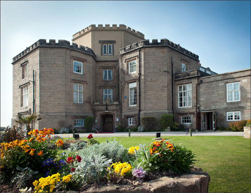 Leasowe Castle is a unique Wirral Hotel. Built in 1593, Leasowe Castle is a popular castle wedding venue and regularly hosts a variety of functions and events.
