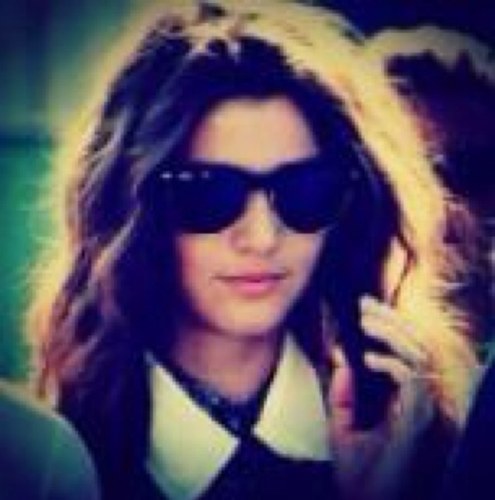 LoveEleanorC_'s profile picture. Account dedicated to the gorgeous Eleanor Calder! Supporting Elounor :)