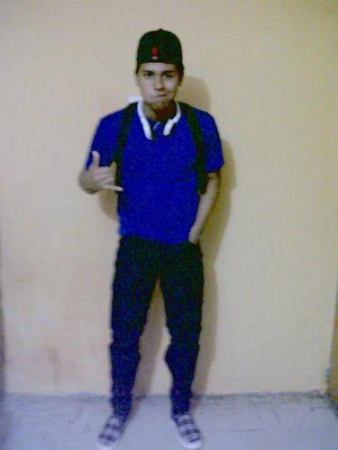 Chama follow me for that I am good if you do not follow me it you will kiss, but if you add to your better serious  lol-.- Facebook㋡