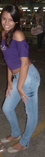 ~ α gαrotiinhα imperfeitα,
αqeelα qeê chorα de dor,
αqeelα qeê ja sofreu poor αmor,
αqeelα qe sαbe se αrrepender ♥