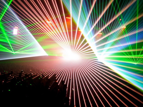 I’m the Guinness World Record holder for lasers - 1MileClock. Building Photonics since EDM, raves, concerts, trade shows & corp events. Beamz hitting the beats.