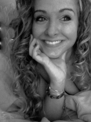 barbarajonessss's profile picture. #TEAMSOBER #teamiwishicouldchief #teamsmellbettathenalllyew #teamiwantababypig #teamblackmen #teamdarkskined