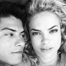Fã Clube criado para todos que são ETERNAMENTE fãs do casal... Lua Blanco e Arthur Aguiar... ♥
msn: lua_arthur20@hotmail.com
