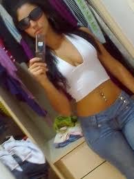 adoro filmes de terror e de romance principalmente a saga crepusculo,
(MSN---andreza1234@hotmail.com.br