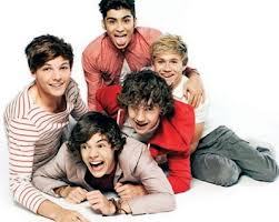 Vc tem o direito de falar o que pensa,mas não tem o direito de julgar quem não conhece.
DIRECTIONER COM ORGULHO u.ú