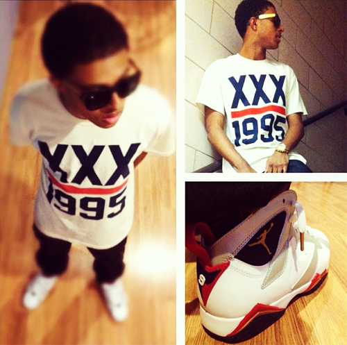 DiggysNavy's profile picture. my idol sold 20,000 copies of his album in 1 week! yours?